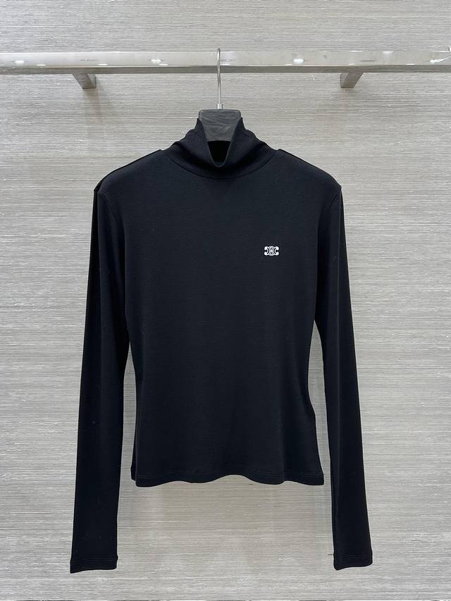 爆单推荐原单品质，Ce纸片人穿搭！进口天丝羊毛小高领打底衫！刘诗诗同款，定位凯旋门刺绣小Logo。超级显瘦神器！极简叠搭单品！白富美必入气质打底单品休闲舒适。不