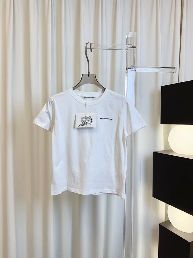 Ale**新款刺绣徽标字母Logot-Shirt 定制纯棉面料 舒适透气 亲肤 小版型 时尚减龄 最高品质 欢迎对比 白色 黑色 Sml