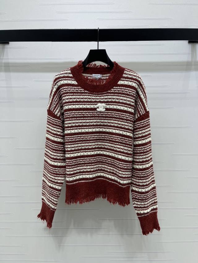 上新原单高端品质 Chane* 2025秋冬最新系列！撞色条纹流苏边套头毛衣！定制羊毛混纺纱线织造 柔软亲肤 舒适有型 长袖毛衣剪裁 通体两色钩针条纹碰撞形成层