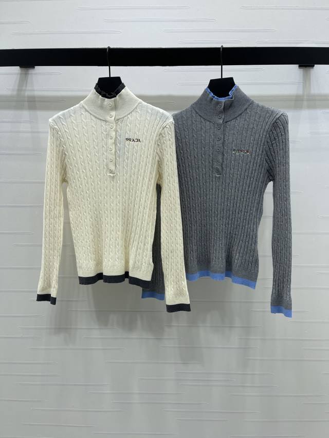 上新原单高端品质 prad* 2025秋冬最新系列！假两件拼接针织套头毛衣！定制羊毛纱线织造 质感高级 舒适柔软 假两件毛衣剪裁 内里余领口袖口衣摆露出外层高领