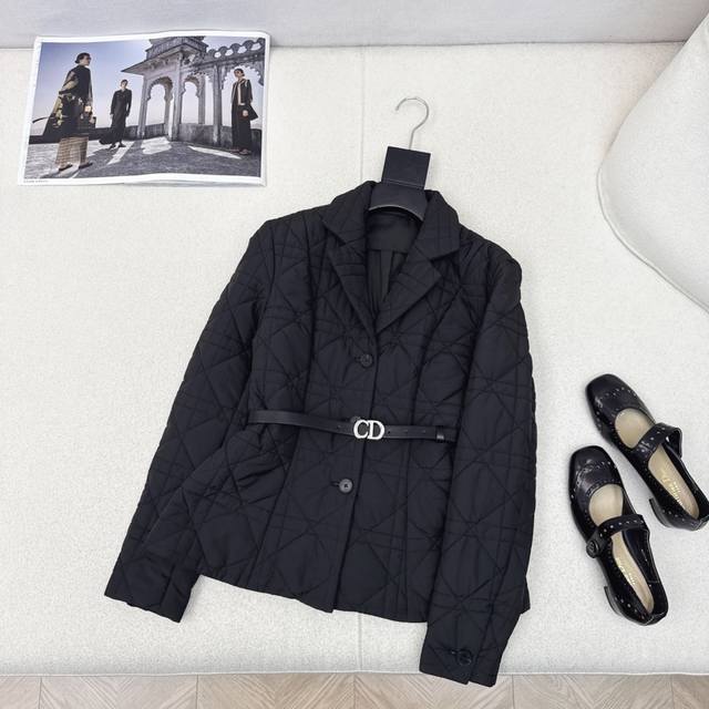 独家首发 Cd 25Ss 秋冬最新款戴妃藤格纹衍缝夹棉外套减龄少女气质 西装版型帅气又时髦 完美演绎摩登高级的气质女神 进口记忆尼龙面料夹棉质感挺阔版型上身巨显