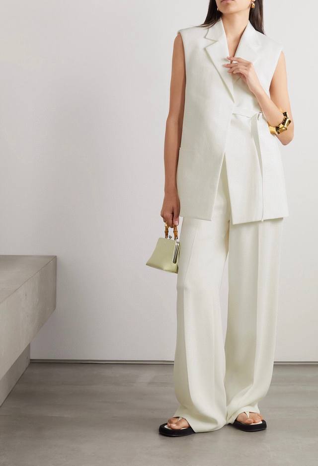 Jil Sander 极简风 100%纯棉系带西装马甲外套 码数：S M L 码 L码：胸围100 肩宽44 衣长80