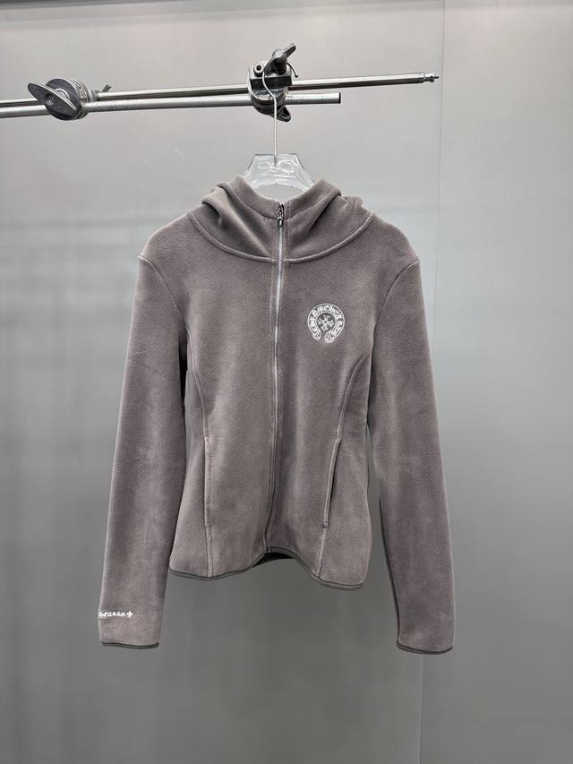 克罗心 ｜ 新款摇粒绒开衫，多处经典刺绣标工艺，休闲时尚，可内搭保暖也可外穿搭配，尺码Sml