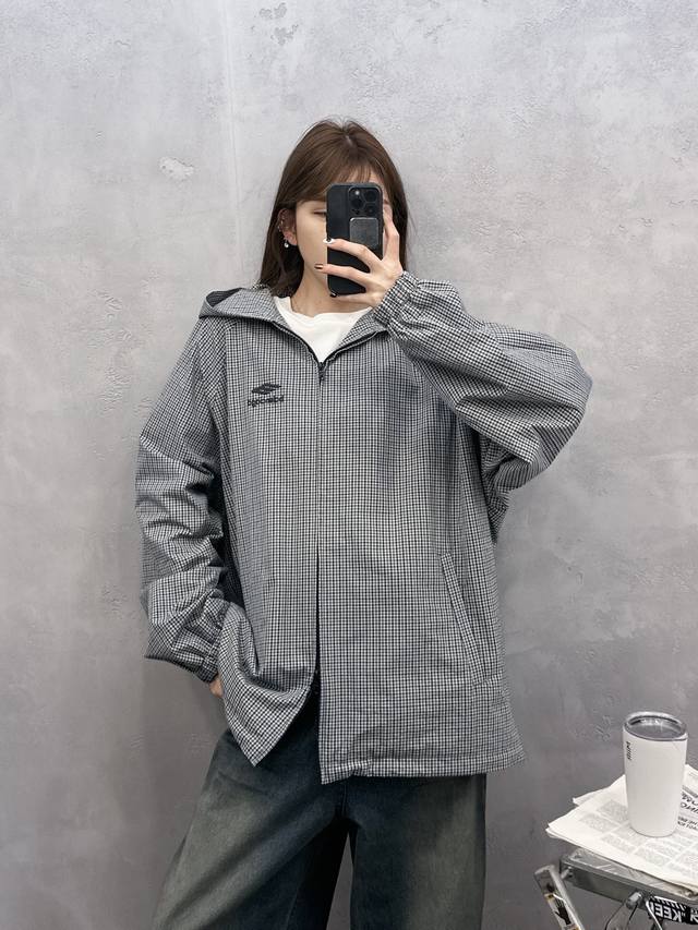 巴黎 ｜ 新款休闲外套，品牌定织棉麻色织格子面料，前后经典刺绣标，双层结构休闲款式，男女同款，尺码Sml