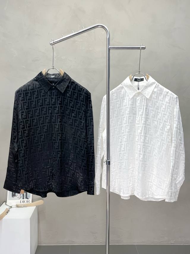 Fendi芬迪独家专供新款原单男士休闲春夏衬衫 高端定制 高端版本 时尚百搭爆款进口面料 手感超柔软细腻 穿着亲肤舒适 高端精品 代工厂p精细做工 上身非常赞