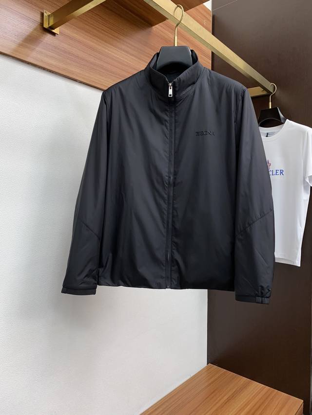 2025年秋冬新款 官网 高端原厂代工出品， 官方经典王牌单品！最新棉衣夹克外套 多明星穿搭示范款！！ 新一季男装充满现代感与科技感，将时装美学与户外元素混搭结