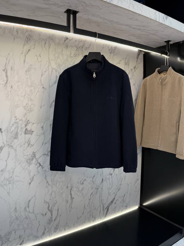 主推 Lp 秋款2025最新款时尚设计师款衬衫处处细节显工艺足够的高级 结构性剪裁的设计改变来展现男士多样的形象变化，修身利落、剪裁合体，满足时下正流行的多层次