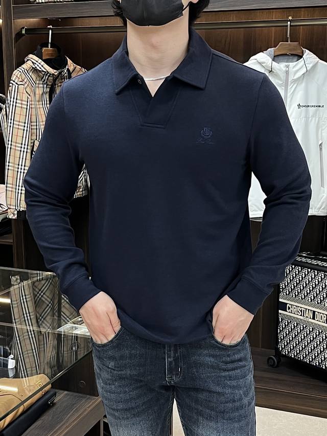 主推 Lp 秋冬新品长袖T恤 Lp翻领独家定制丝光棉棉面料，明星最爱时装味休闲简单大方 品牌Logo设计 工艺设计,干净利落剪裁 都市风十足 可供独家顶级定制面