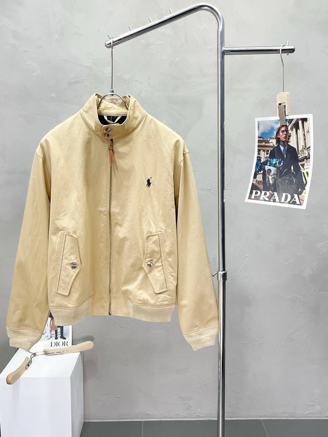 Ralph Lauren拉夫劳伦独家专供最新秋冬夹克外套 经典设计与颜值爆棚的设计 品质更是无法挑剔品控可以直接入手，不容过错的高端臻品！通过细节图片便可感受到