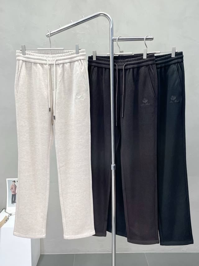 Lp-Loro piana诺悠翩雅独家专供新款 休闲裤 高端版本！专柜定制面料 透气舒适度高，细节无可挑剔，品牌元素设计理念，体现高品质。手感细腻柔软！呈现休闲