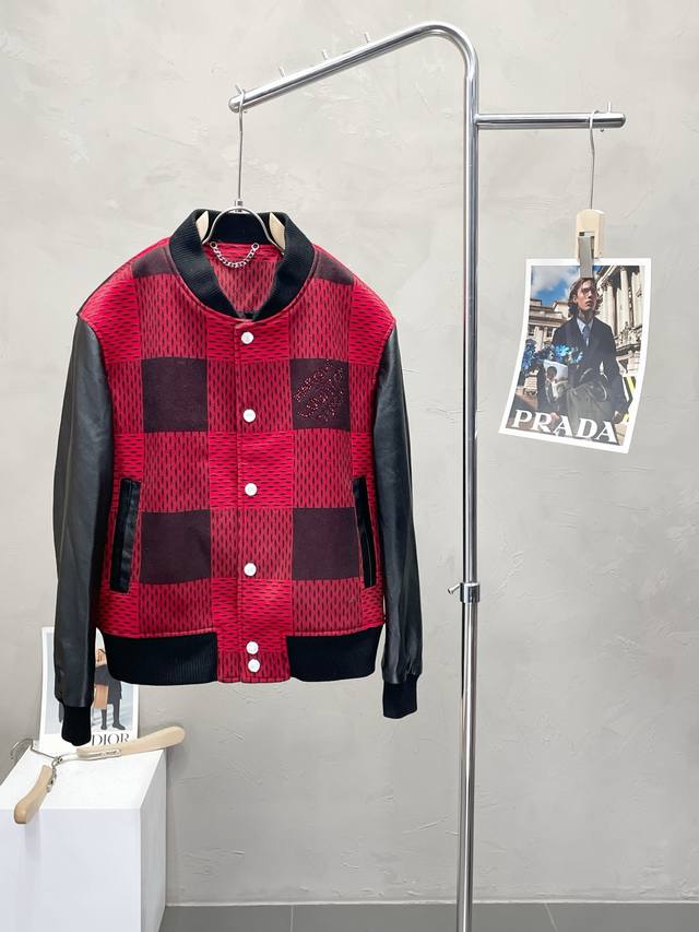 皮衣-Louis Vuitton路易威登独家专供最新秋冬拼皮棒球服外套 经典设计与颜值爆棚的皮衣 进口皮进口面料 品质更是无法挑剔品控可以直接入手，不容过错的高