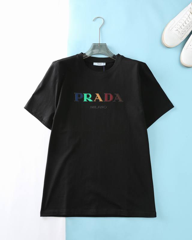 pa*拉 25Ss夏季新款平纹针织棉布圆领短Tee，男士撞色硅胶字母标识时尚休闲短袖T恤衫！贸易公司渠道稀出，面料采用客供定制平纹针织棉布，质地柔软舒适，透气性