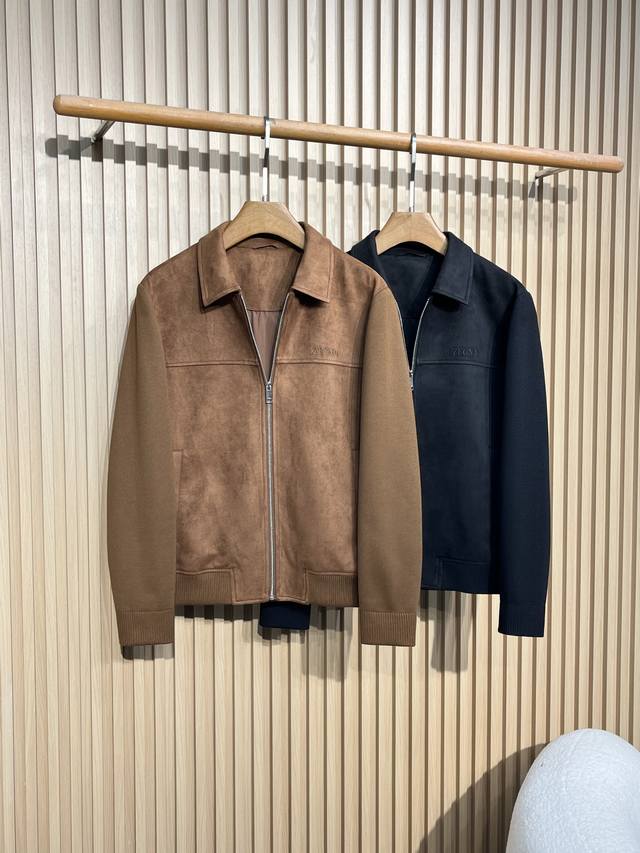 144 杰尼亚25早秋新款麂皮绒立领针织袖夹克 麋鹿皮拼接针织袖夹克外套！贸易公司渠道稀出，领先官网发售！男士高端都市风尚立领外套。白金级品鉴心水之物！热元素刻