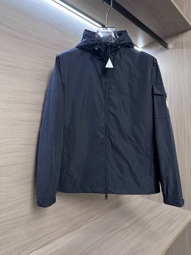 藏蓝色～ Mon蒙家连帽外套，高品质