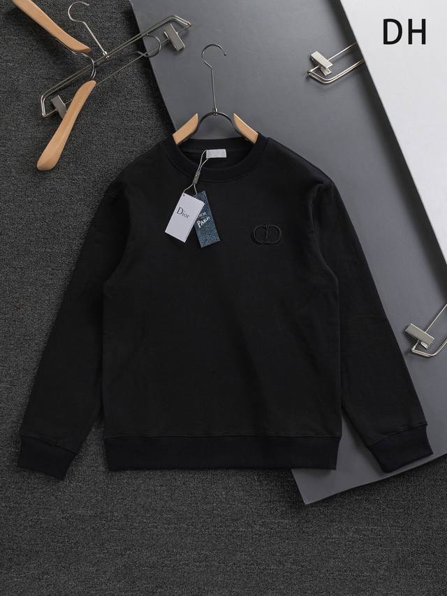 Dior 迪奥 微宽版 Cd 微宽版型S-Xl 25Ss秋冬款卫衣 永远不败 经典款 永久精品 专柜永恒经典水洗款 胸口Cd字母Logo刺绣，领口袖子下摆水洗重