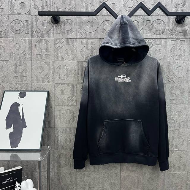 巴黎世家2025 Fw 双B字母胶带带帽卫衣 本市场No.1的质量 真正天花板品质 全部原版开发注意细节图 避免被盗图商家混发 正确440G定织定染牛肚面料 进