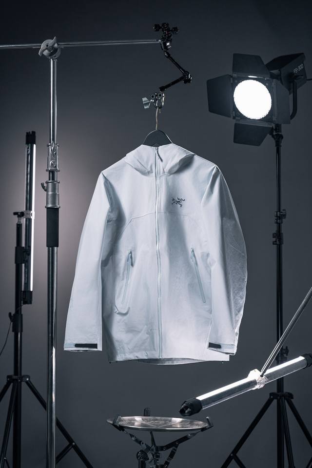 Arcteryx始祖鸟 Beta Jacket Logo刺绣防水防风透气连帽休闲夹克外套 破晓蓝