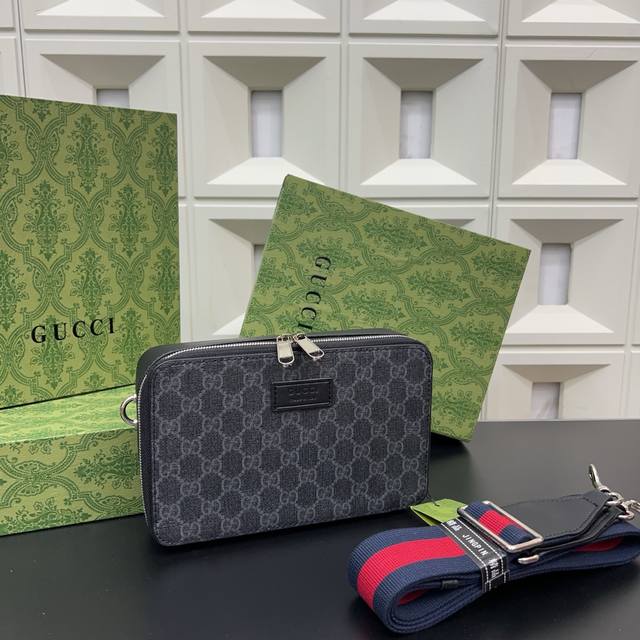Gucci 古奇 Gg印花手袋 单肩斜挎包 小包 实物拍摄 原厂原版面料 配送原版礼盒 22 X 14Cm。