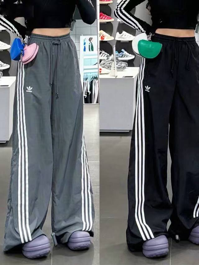 上新 万针刺绣Logo 春夏秋季新款2025三叶草阿迪达斯三条杠阔腿裤情侣款男女同款宽松版型运动裤休闲裤男士长裤子女士卫裤青年哈伦裤 Adidas 阿迪达斯三叶