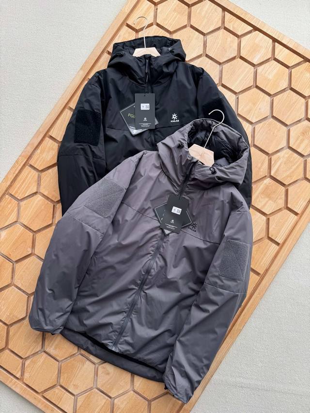 上新 凯乐石户外棉服他来了！这款棉服最大的特点就是轻便保暖效果好！今年这款采用的是 锁温科技，运动休闲棉服 户外王者proton Lt 轻量级防水防风保暖连帽棉