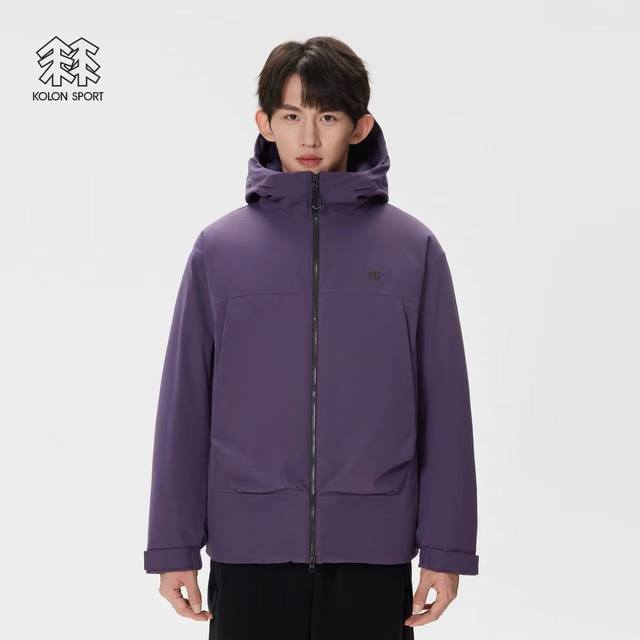 上新 科隆25年冬季新品，户外情侣款连帽加厚羽绒棉服！ 户外功能防水级别 ，细节图均为实拍 ，防水压胶拉链 ，所有走线做工精细不粗糙，高档有质感 ，金属Lg更显