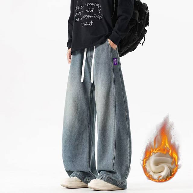 The North Face Tnf北面 冬季 加绒加厚 侧边拼接直筒弯刀牛仔裤休闲裤长裤，男女同款。 甄选原单复刻牛仔布面料，搭配复古水洗工艺，每一件都是反复