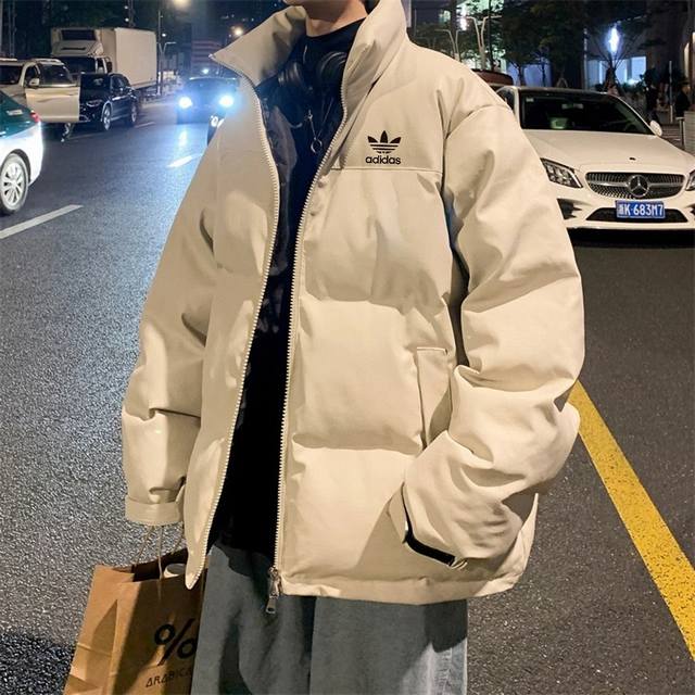 上新 阿迪达斯Adidas加厚防风防雨皮外套三叶草保暖加厚皮质情侣羽绒棉服，皮衣 冬天必须要有一件皮衣 品质版型十分优秀 表面皮质采用高品质pu皮 手感柔软舒适