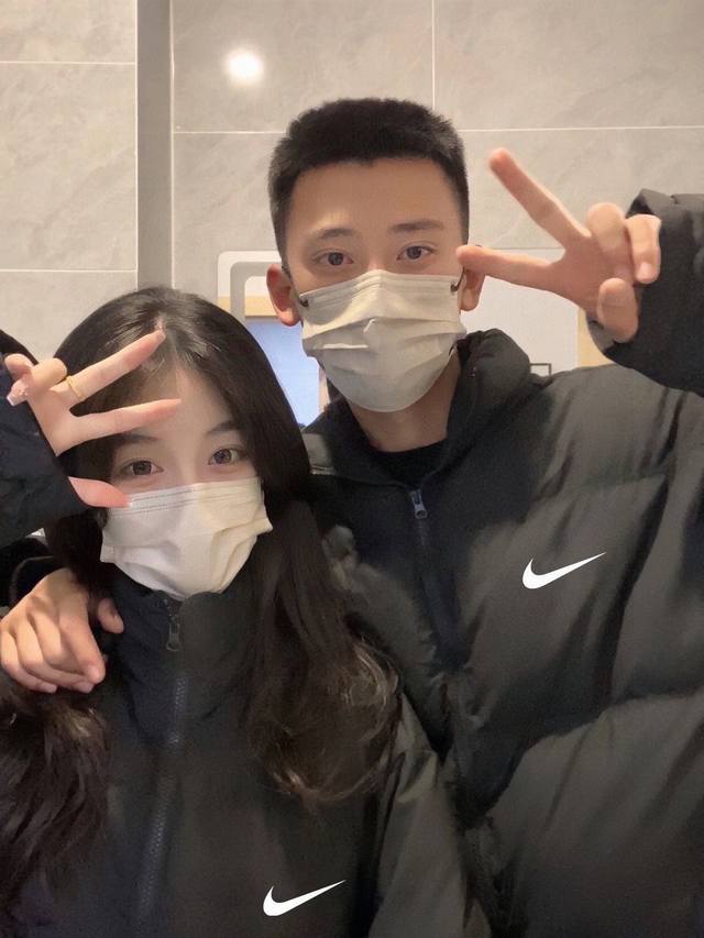 上新 Nake 耐克 冬季官方23新款“小勾”保暖棉服 保暖是棉衣的灵魂 巨热保暖 宽松舒适 亲肤柔滑 御寒保暖 穿着挺括有型 不臃肿 给你带来良好的穿着体验