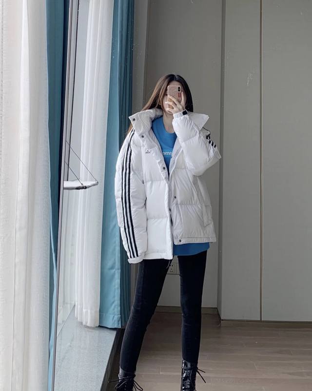 羽绒服！下备注好！ Adidas 阿迪达斯 羽绒服 20冬季官方爆款 侧边三条杠羽绒服外套夹克 Ins 抖音 小红书爆款推荐 砖柜断货 一衣难求！ 精选进口防风