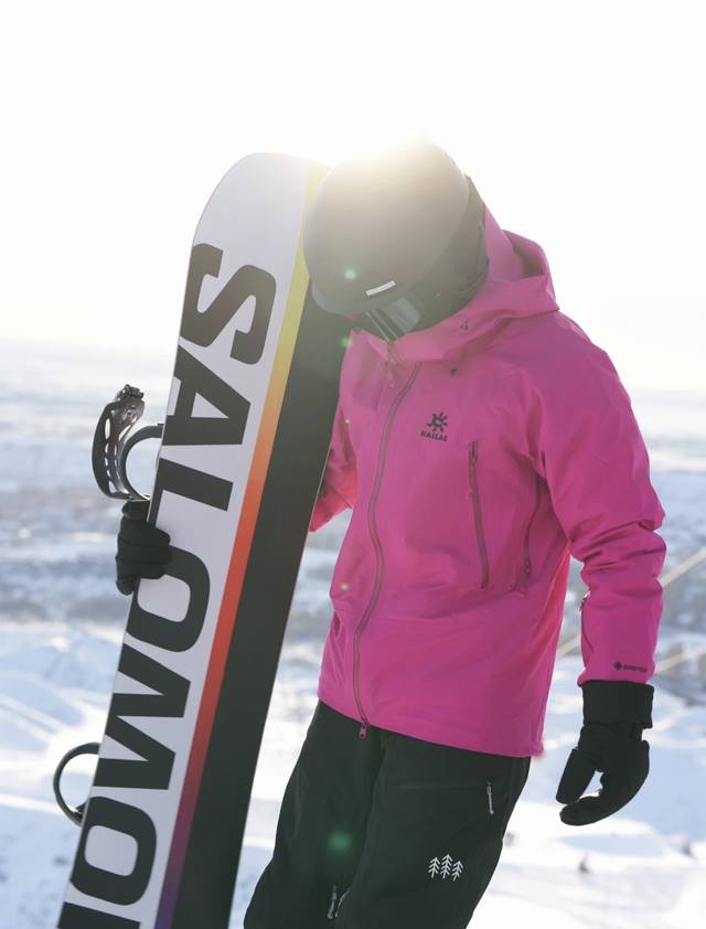 全新Kailas凯乐石Mont- X硬壳冲锋衣全天候Gtx防暴雨水专业登山服G版本情侣款 凯乐石Mont X是一款全天候硬壳冲锋衣，以下将从其面料性能、设计细节