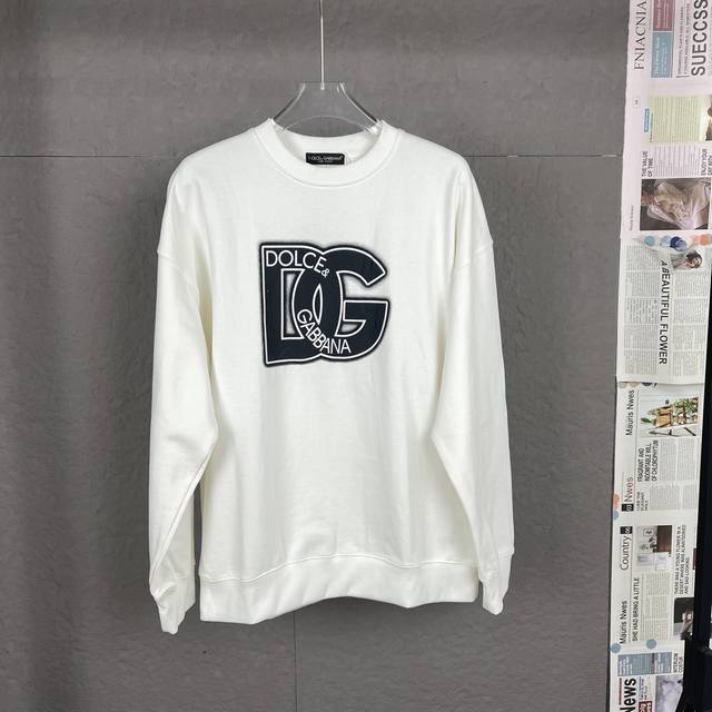 款号：A69 杜嘉Dg Ss秋冬新款，采用数码直喷印花，细节无法挑剔， 采用380克纯绵毛圈面料，极具档次感与奢华辨识度！版型属于休闲宽松小落肩的版型裁剪。三标