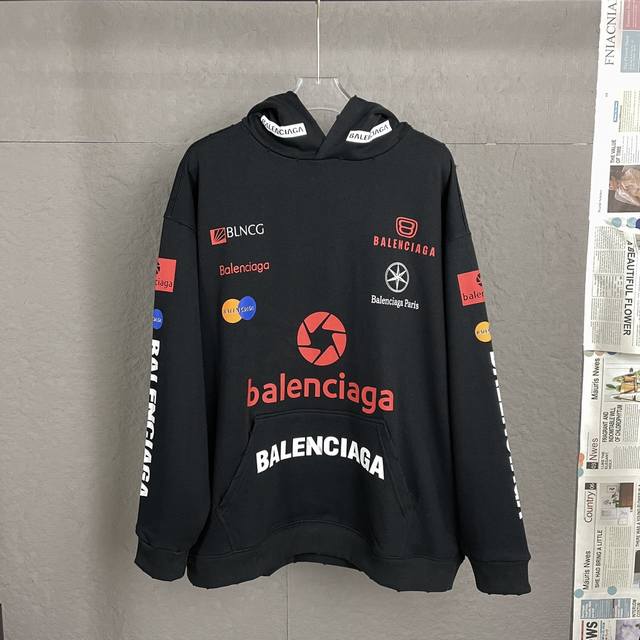 款号：A93 Balenciaga巴黎世家，23Ss新款卫衣，前后袖子字母Logo丝印，磨烂破洞.进口康丽机数码直喷印花工艺，落肩宽松版型，高版本，全棉面料克重