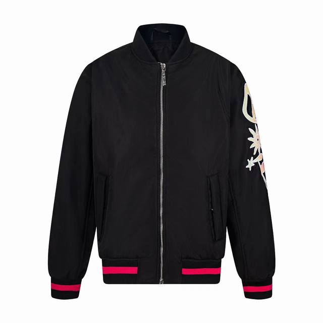 Dio* 迪奥 47号霓虹粉边黑色飞行夹克外套 这款短是二零二五秋季系列新品，来自 Andlewis Hlton 限定系列。采用黑色科技面料精心制作，衣袖饰以联