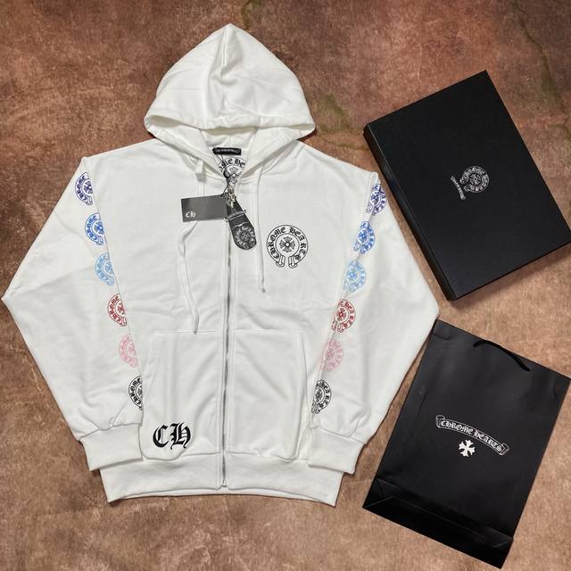 高品质 -Come Hearts Ch克罗心彩色马蹄梵文印花拉链 -高克重高密度高品质 毛料柔软细腻亲肤 触感软糯丝滑 保暖性亲肤性极佳 -定织定染无色差 无论