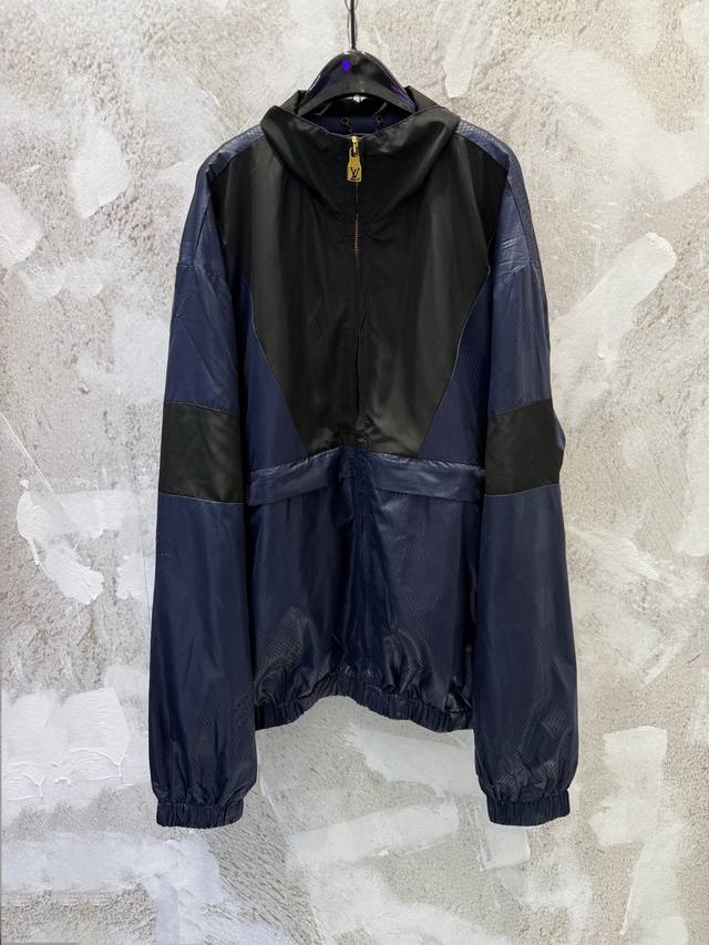 LV路易丹宁压纹暗纹棋盘格休闲运动套装 拼接工艺 五金原版开模 细节处理 面料上身超级有型舒适 男女同款 工艺：拼接面料 尺码Size : Xs S M L