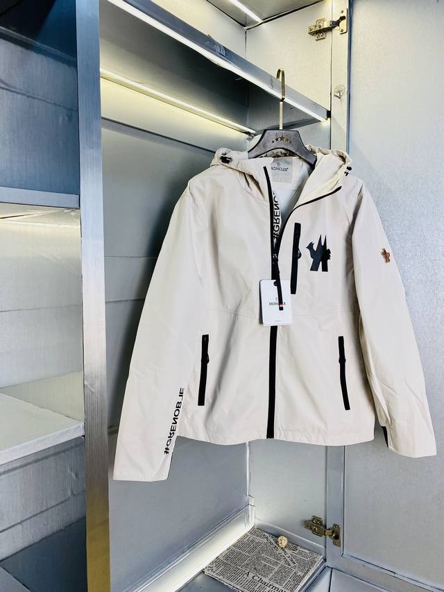 官网原单货 可穿190斤蒙口Moncler 2025春款！新款外套夹克防风衣 高版本高品质 原版面料网红明星同款 开模定制五金辅料 感非常舒服 超级百搭好看的一