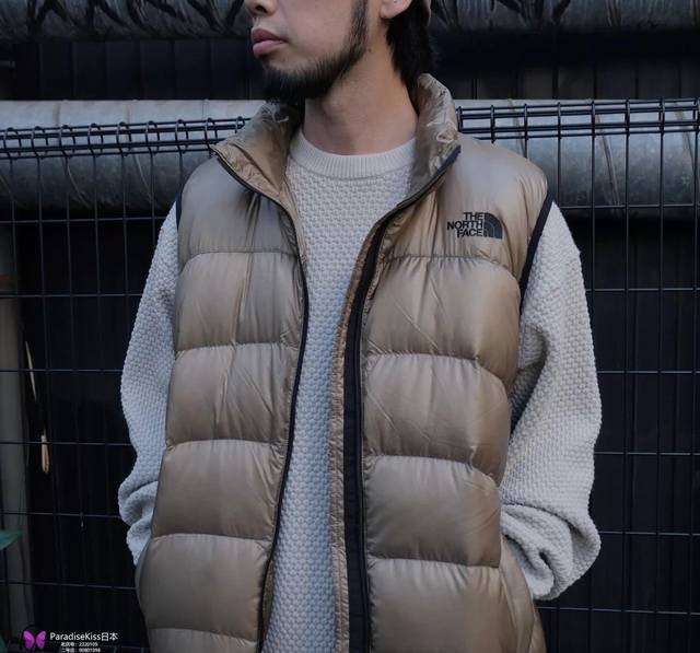 5001 90白鸭绒检测报告附 光电子轻量化羽绒服马甲 纯正90白鸭绒绒 The North Face不仅是专业户外运动的热选品牌，也凭借与潮流文化的结合，成为