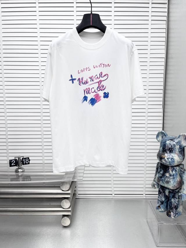 LV*25Ss夏季新款短袖T恤，时尚进口原版面料，上身舒适透气，原版定制五金辅料，上身帅气有型，三标齐全，推荐款，档次极高，代购级 码数：M-3Xl