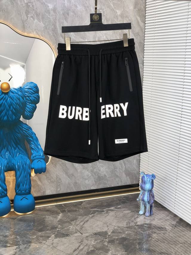 巴宝莉。高档短裤系列 2025Ss春夏新款男士时尚休闲短裤 高品质定制原版面料、特别手感、超级质感 舒适柔软透气 W休闲宽松版型 3潮流前线尺码：M-3Xl M