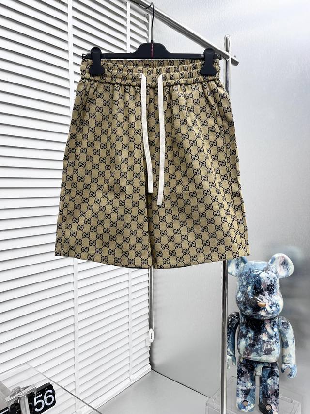 Gucc* 2025夏季新款短裤，品牌全新推出发售，选用进口原单面料，高端品质，精细做工，穿着休闲时尚、潮男必入单品 码数:M-3Xl