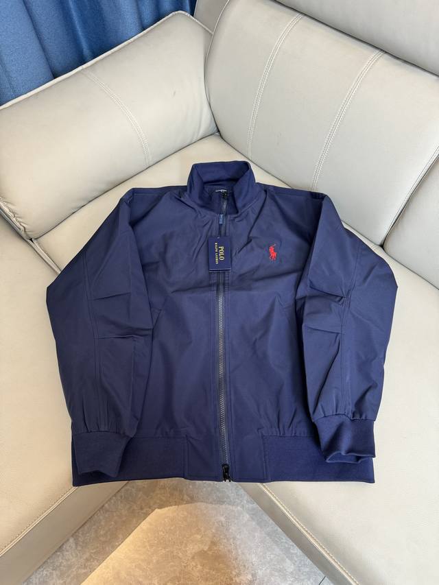 Ralh Lauren拉夫劳伦男装老钱风老干部立领工装哈灵顿夹克 拉夫今年杀疯了 各大网红明星上身 面料是双层胫骨感，分量感十足！不会像常规夹克一样厚重，纯棉材