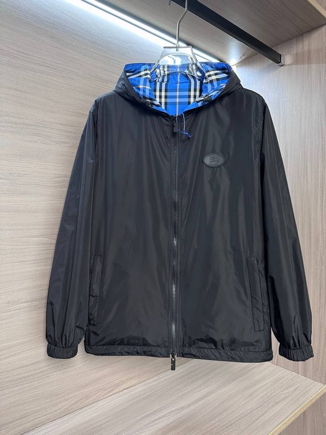 黑蓝色格纹A面 Burberry秋冬新款连帽双面夹克