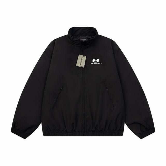 款号#S632 巴黎世家 Balenciaga Blcg 24Fw 双环字母刺绣Logo立领棉服外套 正确版本 采用定织定染7×7提花暗格梭织面料 内里180克