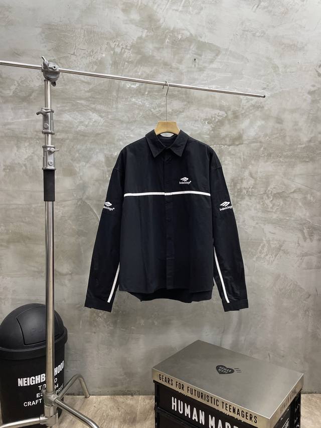 款号#S606 巴黎世家 Balenciaga Blcg 25Ss 3B白条刺绣长袖衬衫 正确版本 随意对比 80支平纹进口澳棉高密特厚府绸面料 采用进口田岛高
