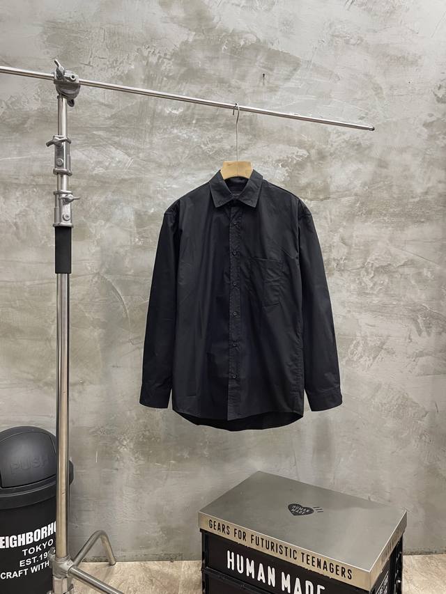 款号#S604 巴黎世家 Balenciaga Blcg 25Ss 后背烫钻字母长袖衬衫 正确版本 随意对比 80支平纹进口澳棉高密府绸面料 采用进口捷克钻 高