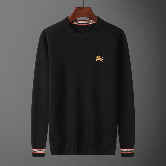 款号：A653# 2025年秋冬新款圆领套头毛衣 官网同步 ， 款式 时尚 高端 大气，舒适保暖， 码数：M-3Xl 颜色：黑色