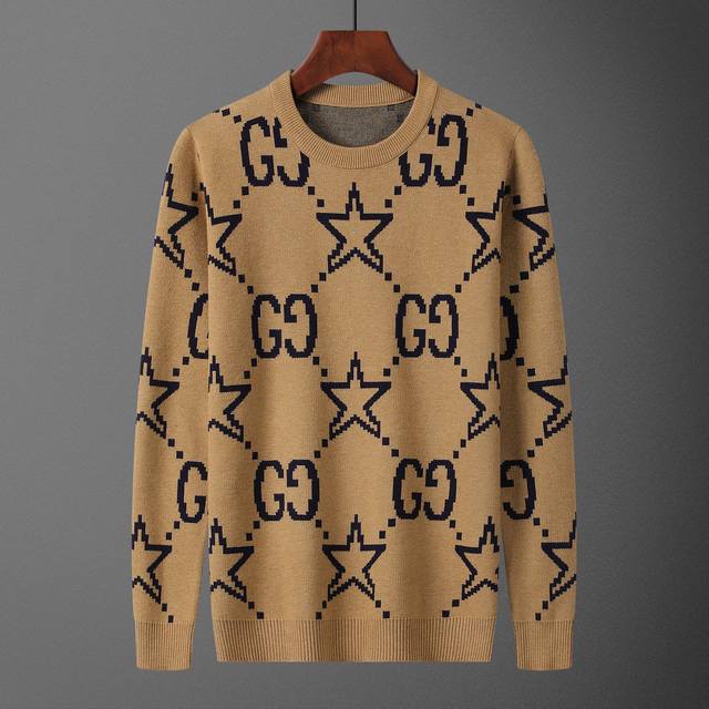 款号：A640# 2025年秋冬新款圆领套头毛衣 官网同步 ， 款式 时尚 高端 大气，舒适保暖， 码数：M-3Xl 颜色：卡其色