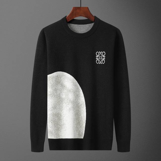 款号：A695# 2025年秋冬新款圆领套头毛衣 官网同步 ， 款式 时尚 高端 大气，舒适保暖， 码数：M-3Xl 颜色：黑色