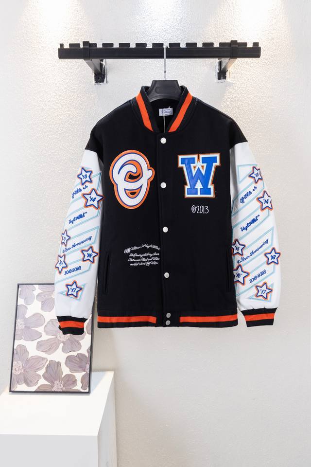 pg 顶级版本 款号K6186 Off 21Fw男女情侣重磅羊毛呢刺绣棒球服夹克外套 厚实！ 神级单品，Off 凭借鲜明的标志，轻奢的加持，占领了街头潮流的制高