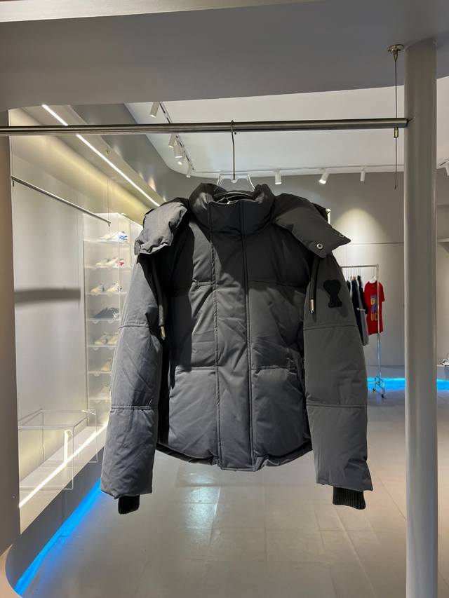 上新款号：M889 配定制防尘袋 满印内衬 顶级版本 Amiparis Fw21 Ami De Coeur 艾米 爱心Logo贴花连帽抽绳 羽绒服 原版定制 官